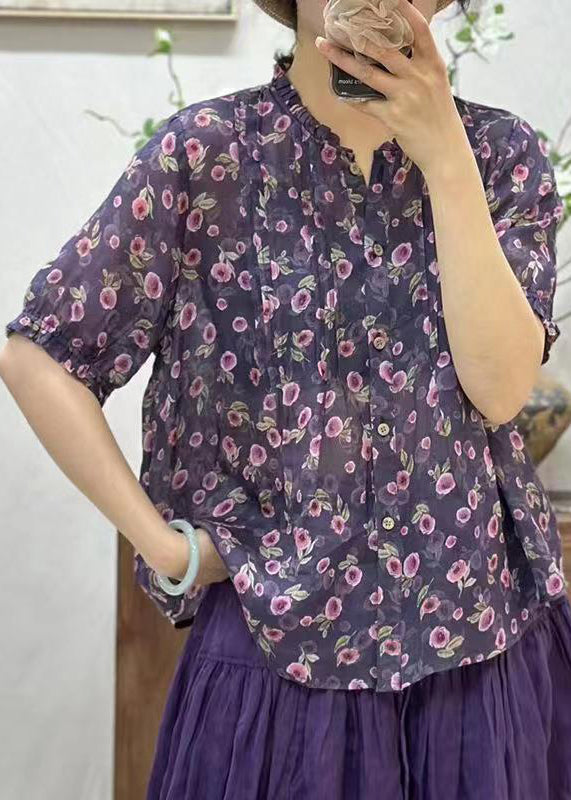 Classic Vintage Shirt with a Flattering Fit