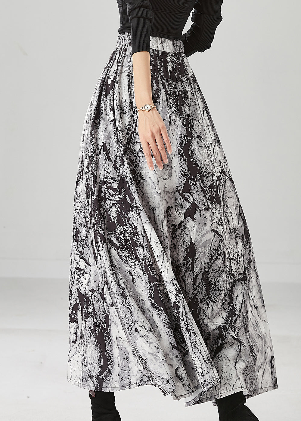 Beautifully Finished Garment in a Timeless Design
