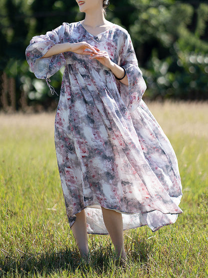 Well Tailored Dress with a Graceful Silhouette