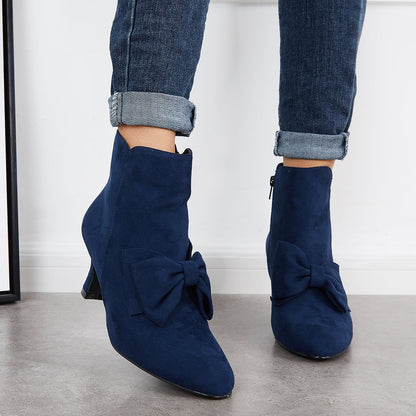 Graceful Orthopedic Boots for Modern Look
