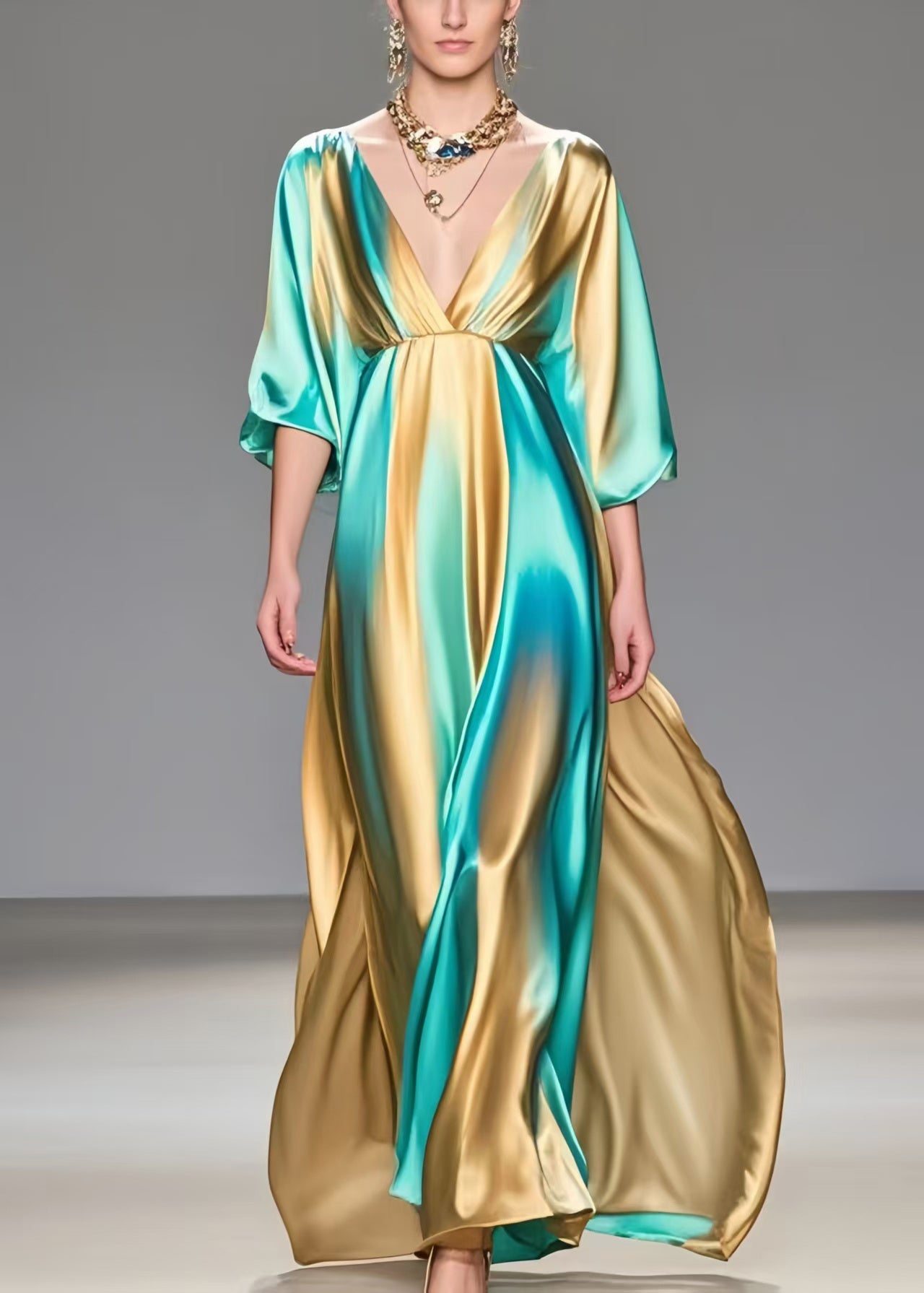 Gracefully Styled Dress for Any Occasion