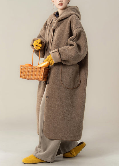 Classic Vintage Coat with a Flattering Fit