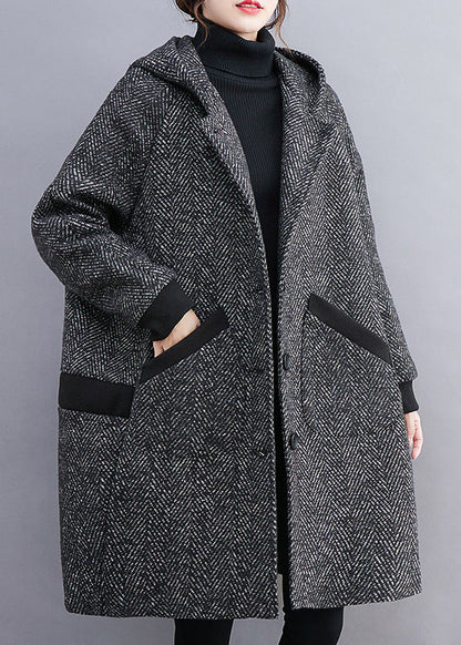 Gracefully Styled Coat for Any Occasion