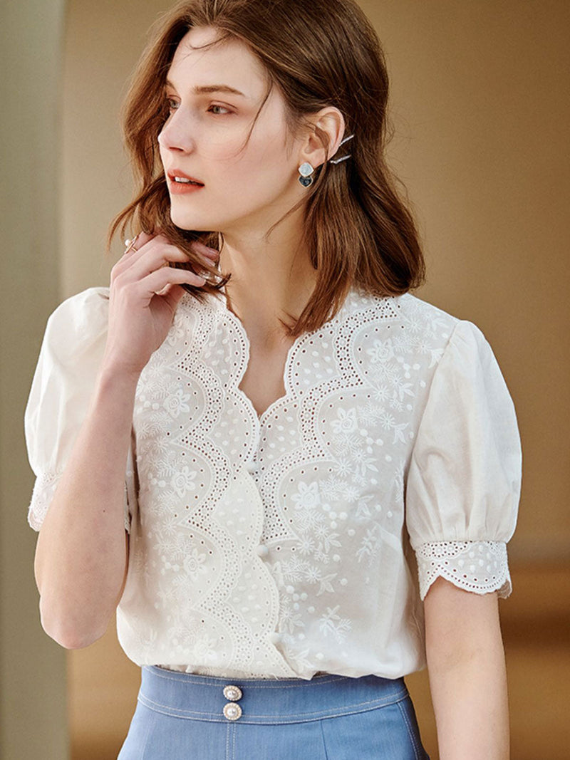 Well Tailored Shirt with a Graceful Silhouette