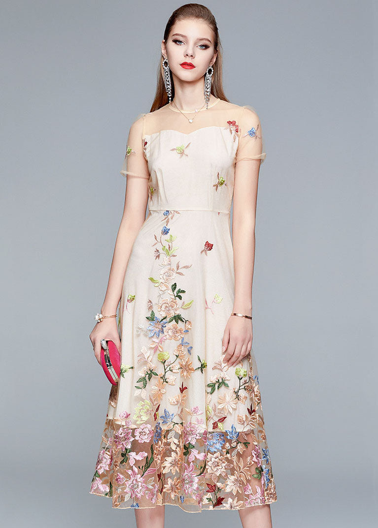 Gracefully Styled Dress for Any Occasion
