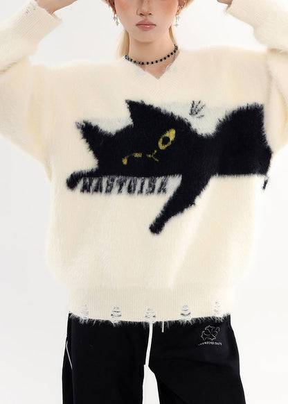 Beautifully Finished Sweater in a Timeless Design