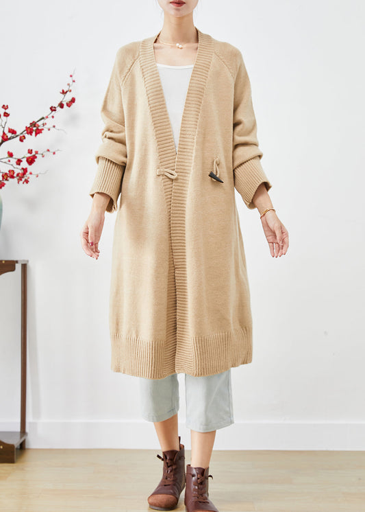 Well Tailored Coat with a Graceful Silhouette