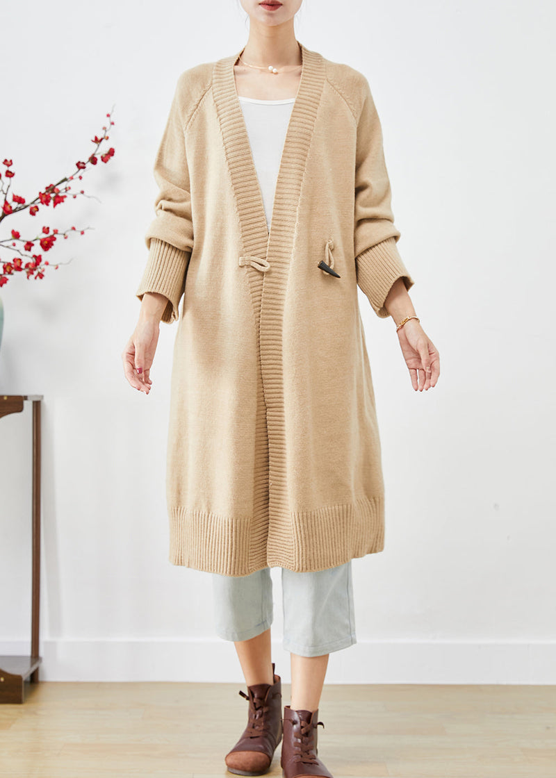 Well Tailored Coat with a Graceful Silhouette