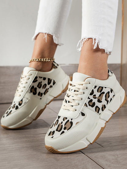 Classic Orthopedic Sneakers with Timeless Style