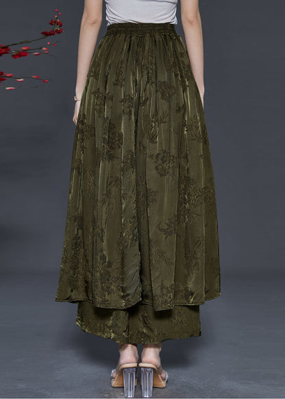 Classic Vintage Garment with a Flattering Fit