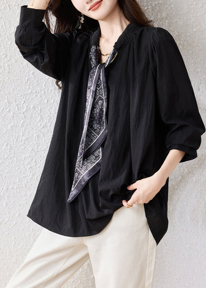 Sophisticated Blouse with a Clean Classic Look