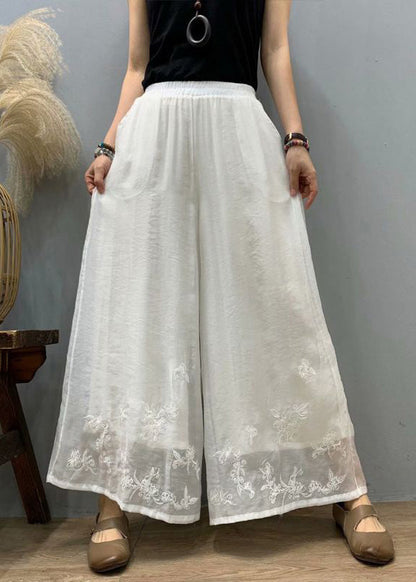 Classic Vintage Pants with a Flattering Fit