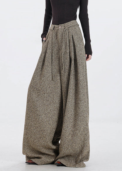 Gracefully Styled Pants for Any Occasion