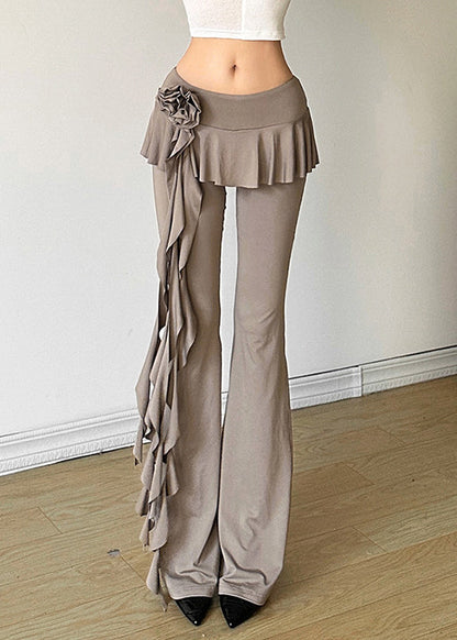 Effortlessly Elegant Pants with a Timeless Design