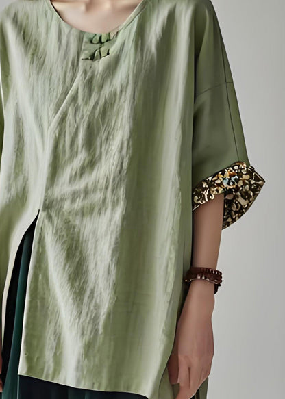 Sophisticated Blouse with a Clean Classic Look