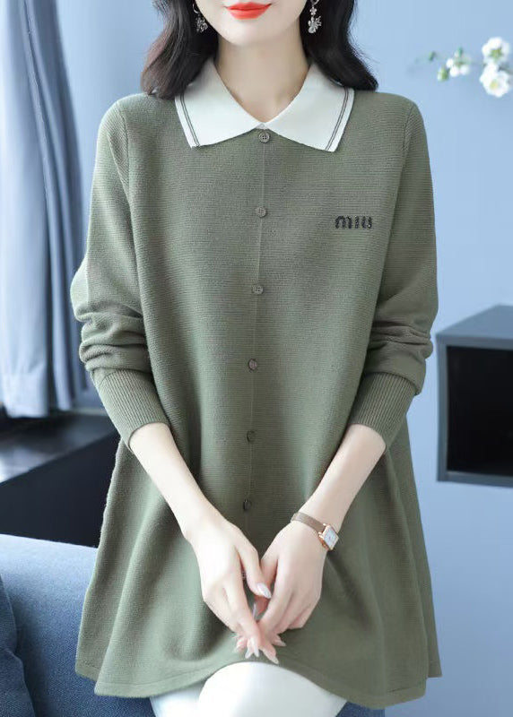 Beautifully Finished Sweater in a Timeless Design