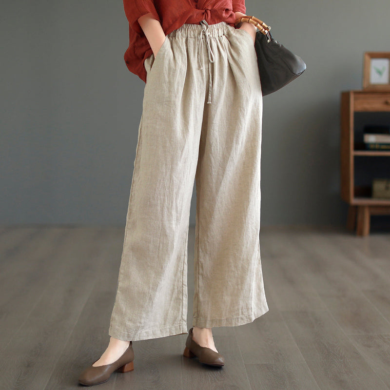 Classic Vintage Pants with a Flattering Fit
