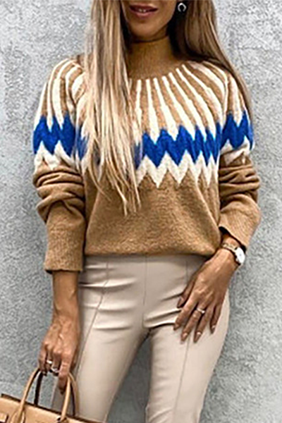 Gracefully Styled Top for Any Occasion