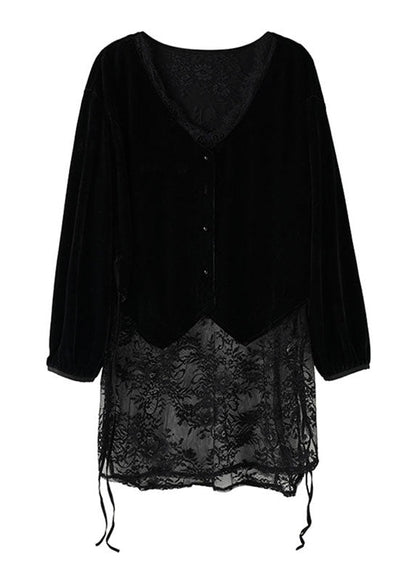 A Vintage Style Top with Delicate Timeless Details