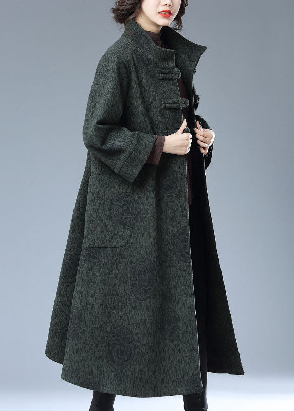 Classic Vintage Coat with a Flattering Fit