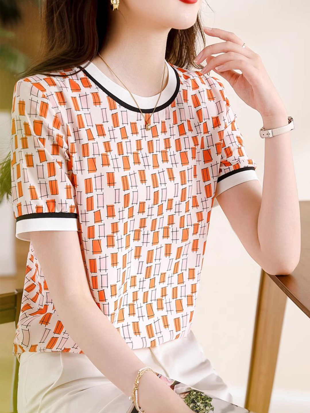 Classic Vintage Top with a Flattering Fit