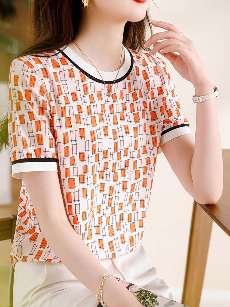 Classic Vintage Top with a Flattering Fit