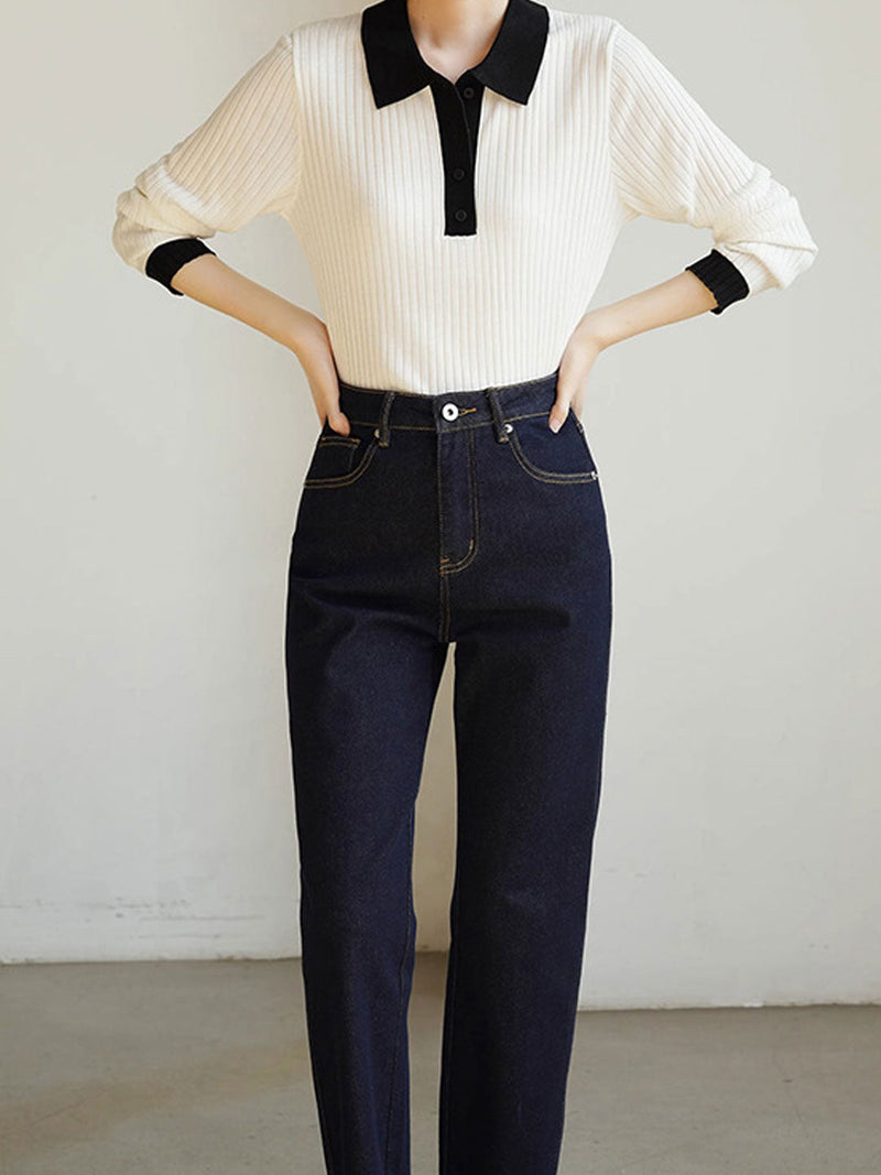 Classic Vintage Sweater with a Flattering Fit