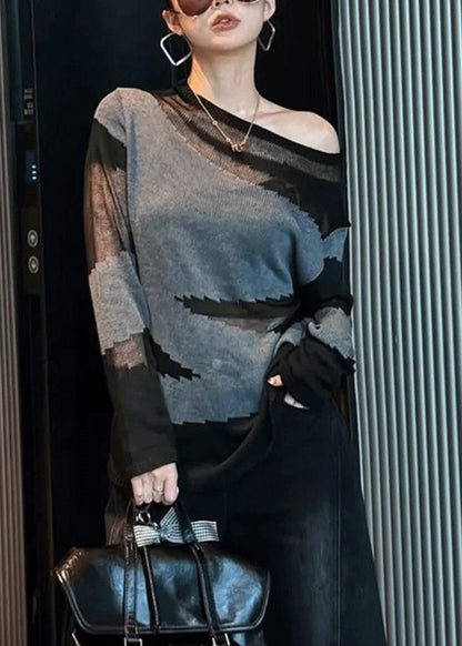 Effortlessly Elegant Sweater with a Timeless Design
