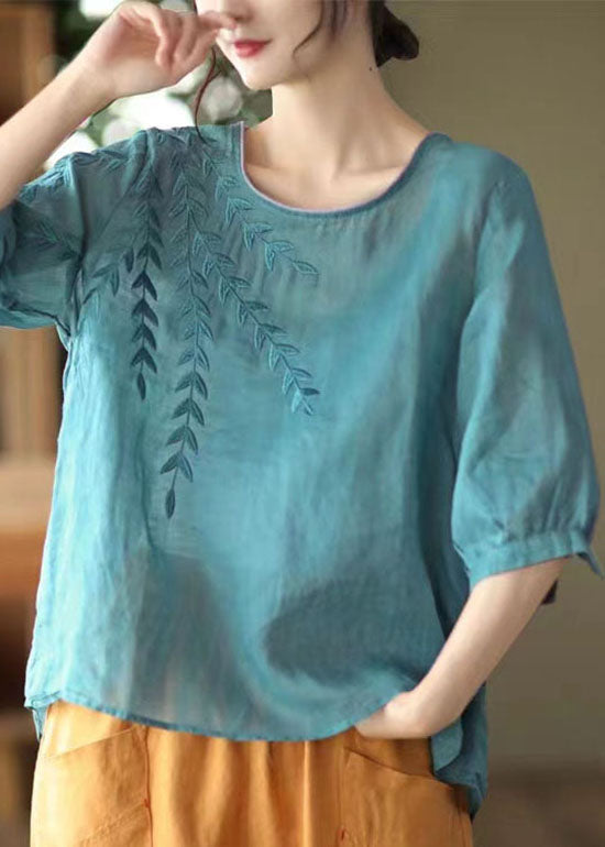 Effortlessly Elegant Shirt with a Timeless Design