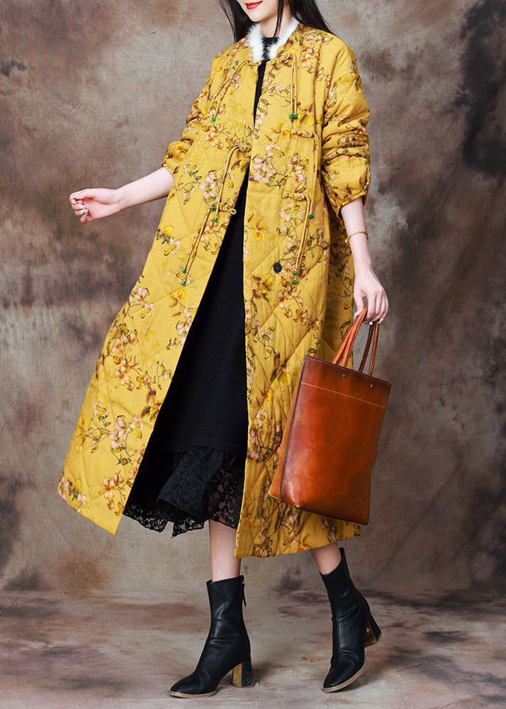 Gracefully Styled Coat for Any Occasion