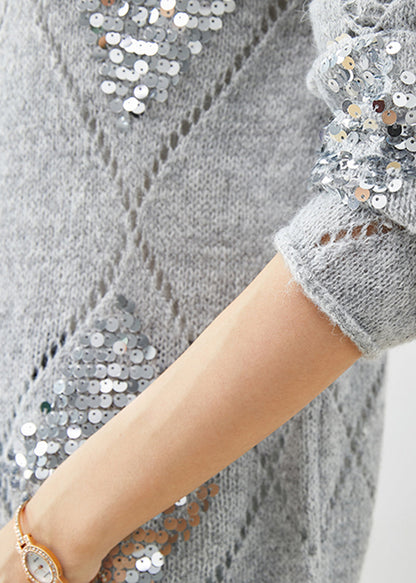 Effortlessly Elegant Sweater with a Timeless Design