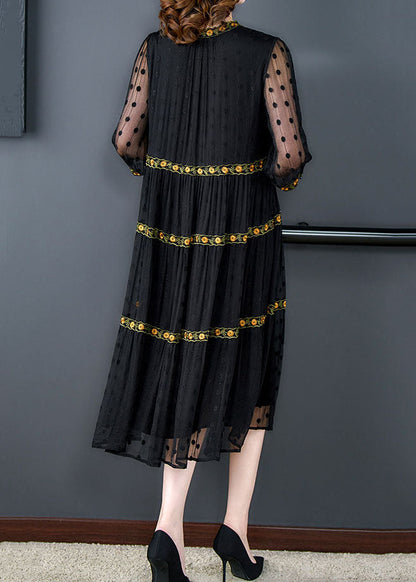 Classic Vintage Dress with a Flattering Fit