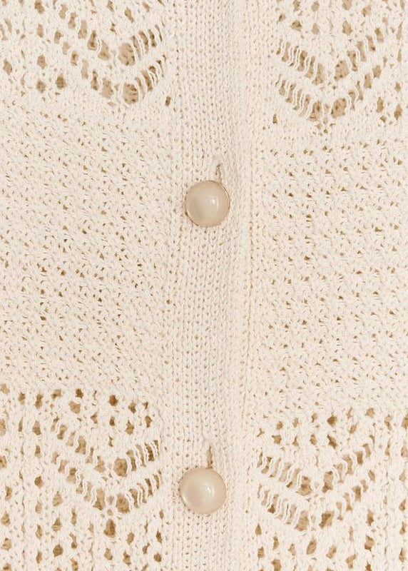A Vintage Style Top with Delicate Timeless Details