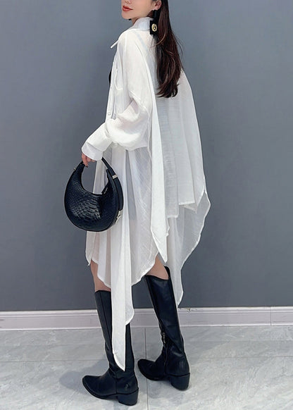 Classic Vintage Blouse with a Flattering Fit