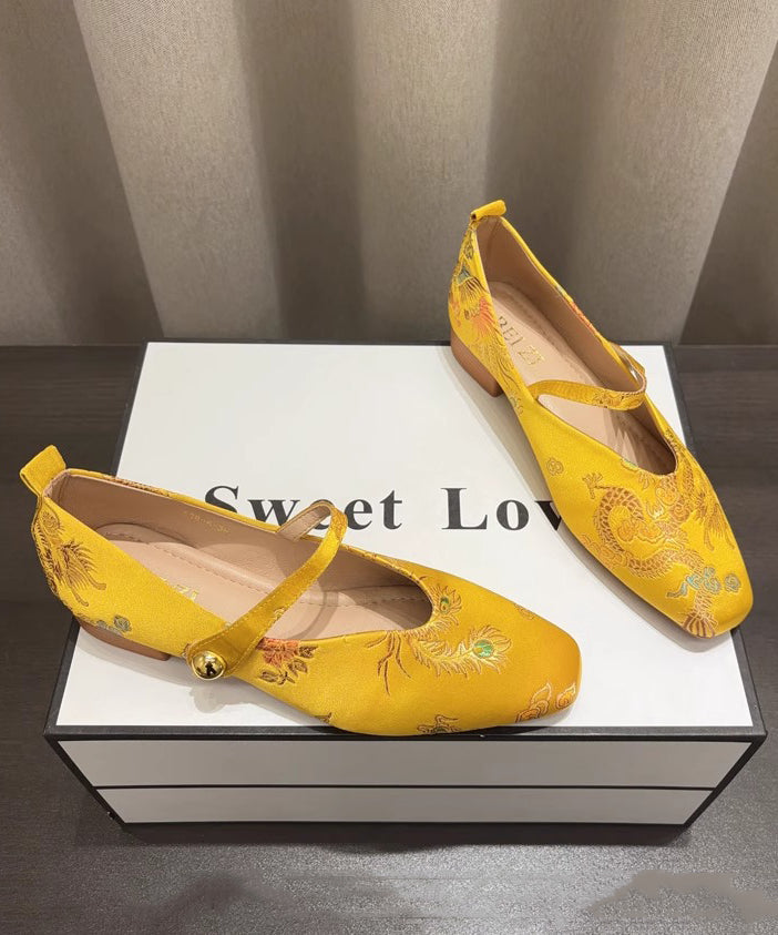 Chic Orthopedic Shoes with Unique Design