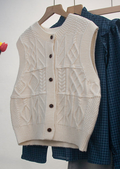 Sophisticated Top with a Clean Classic Look