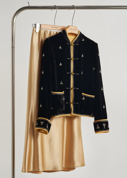 Beautifully Crafted Coat in a Classic Style