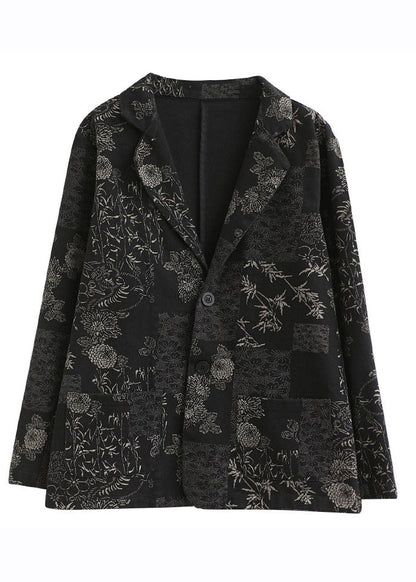 Classic Vintage Coat with a Flattering Fit
