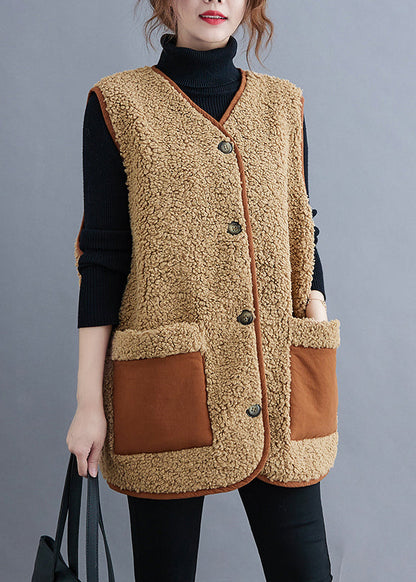 Effortlessly Elegant Coat with a Timeless Design
