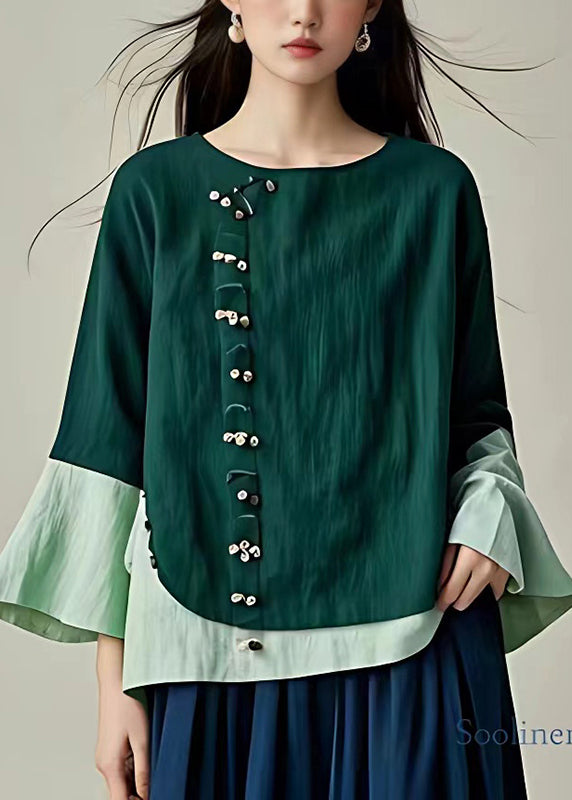 Beautifully Finished Top in a Timeless Design
