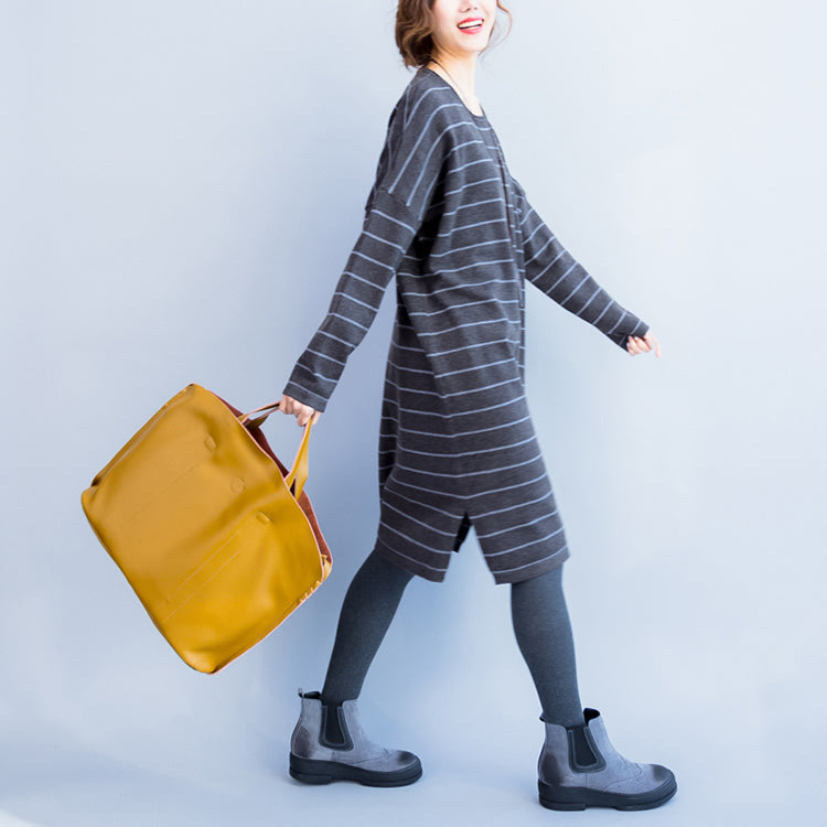 Well Tailored Sweater with a Graceful Silhouette