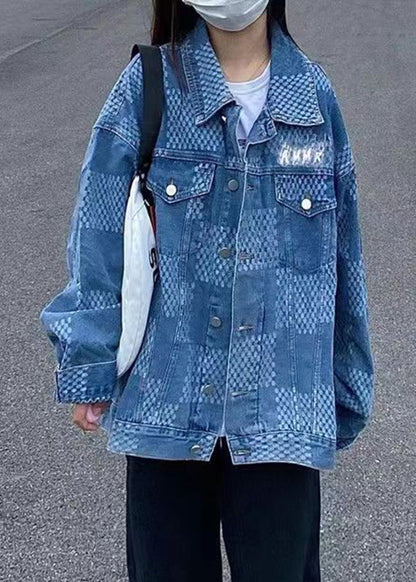 Classic Vintage Coat with a Flattering Fit