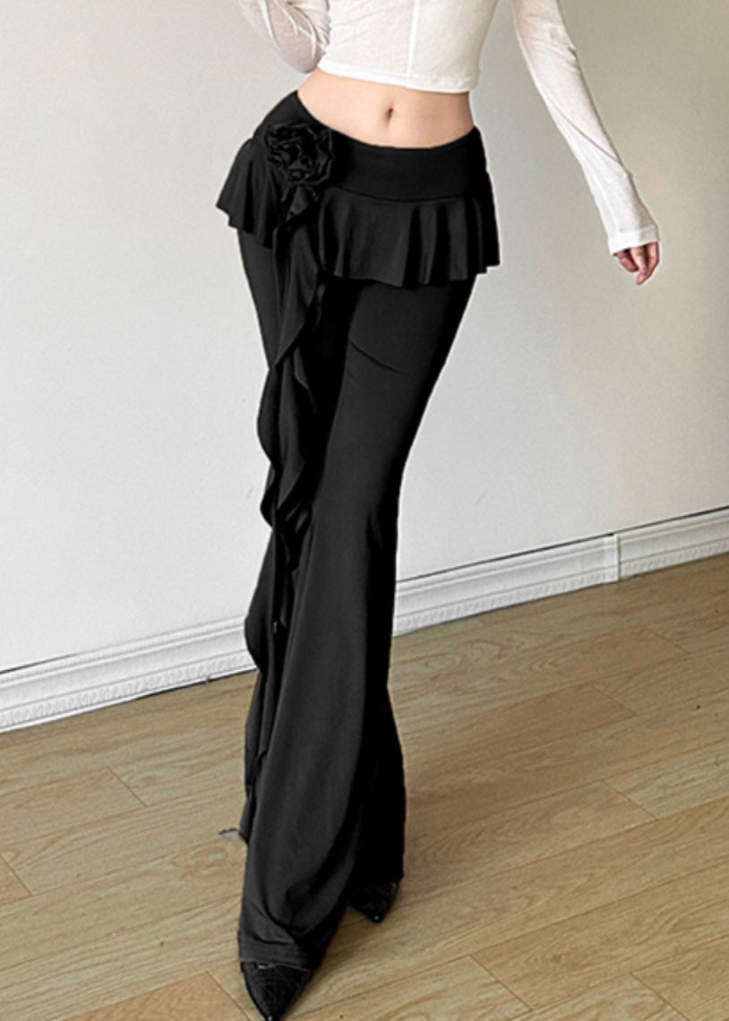 Well Tailored Pants with a Graceful Silhouette
