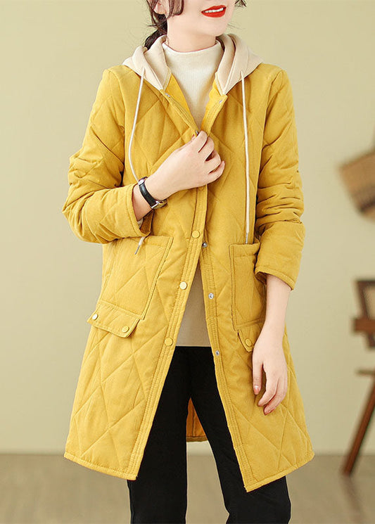 Elegantly Styled Coat for Everyday Wear