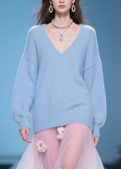 Beautifully Finished Sweater in a Timeless Design