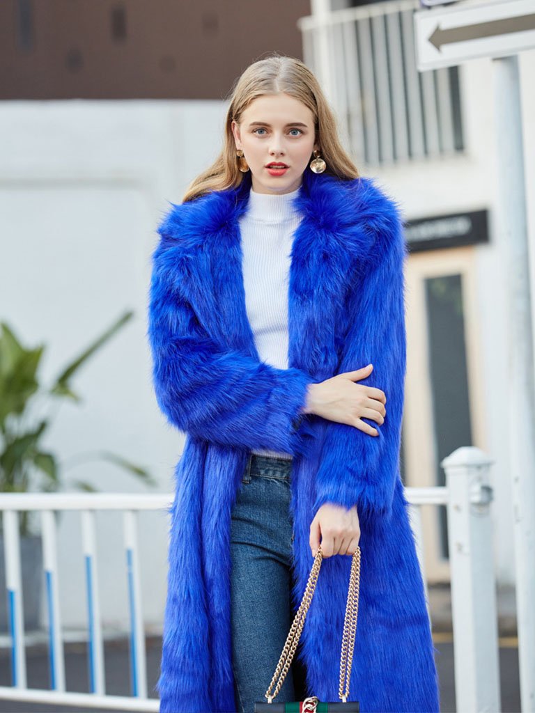 Effortlessly Elegant Coat with a Timeless Design