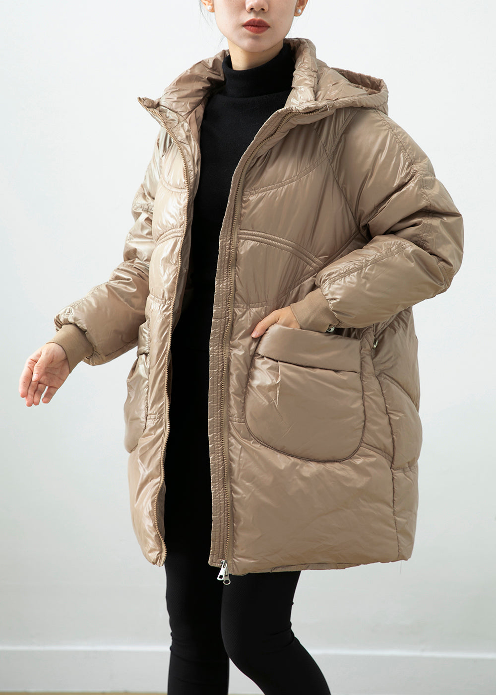 Effortlessly Elegant Coat with a Timeless Design