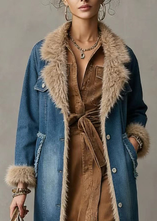 Effortlessly Elegant Coat with a Timeless Design