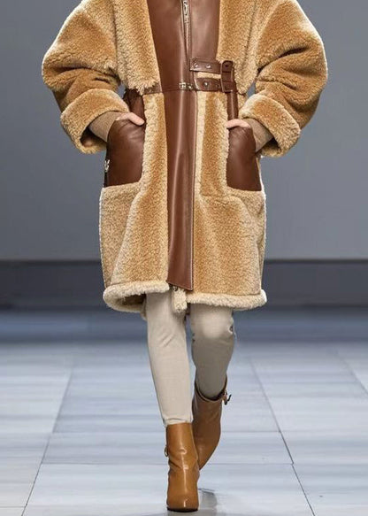 Beautifully Finished Coat in a Timeless Design