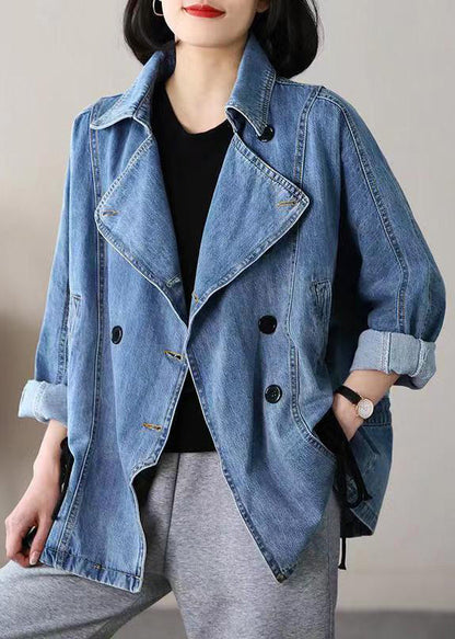 Classic Vintage & Enduringly Stylish Coat